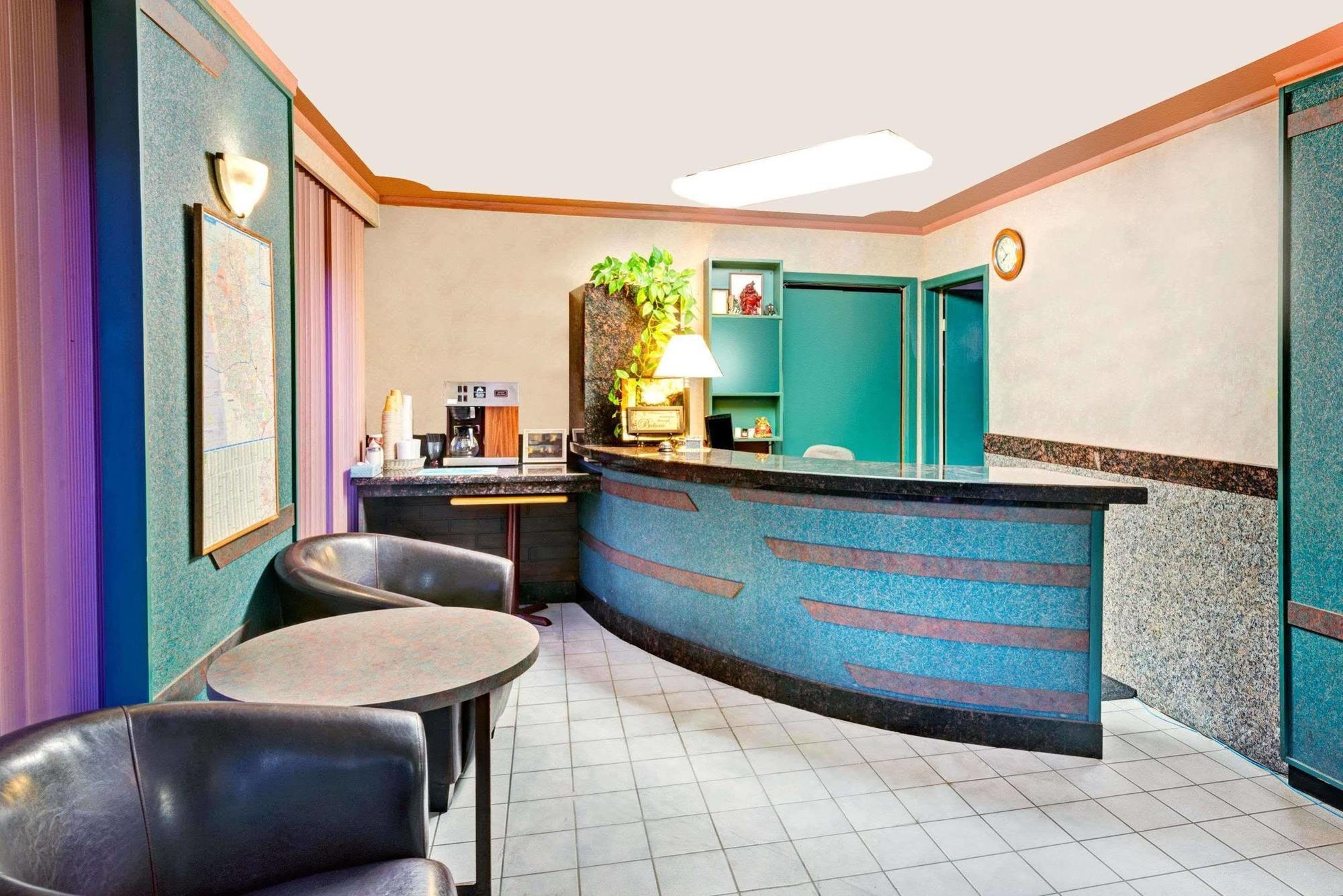 Weber Inn Kitchener Εξωτερικό φωτογραφία